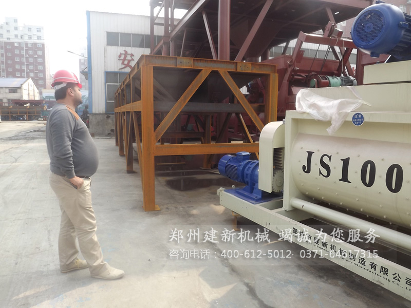 乌兹别克斯坦选购强制式JS混凝土搅拌机